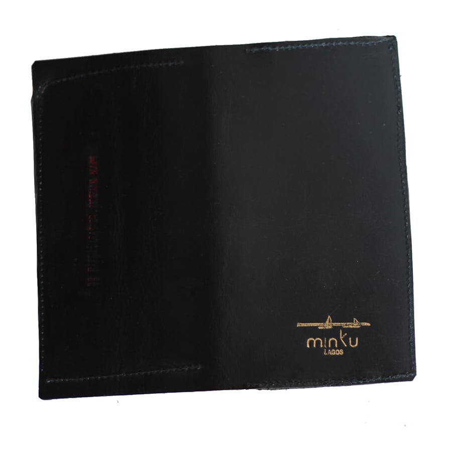 Omoge wallet and phone case